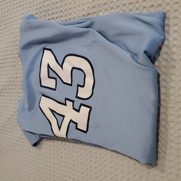 UNC Basketball #43 Jersey Size XLarge - Picture 5 of 5